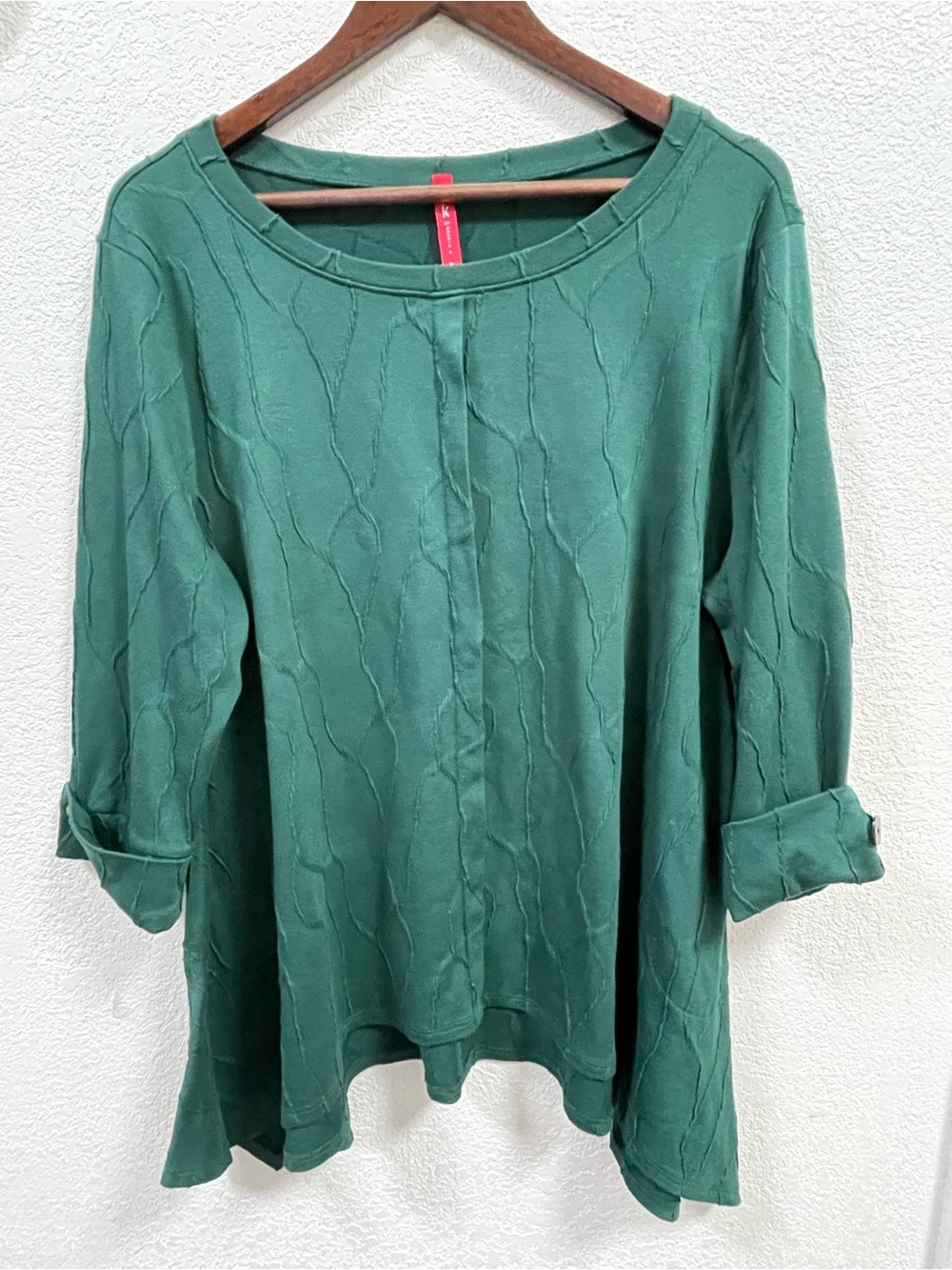 Elegant Relaxed Textured Green Tunic Top with Roll-Tab Sleeves Sz XL